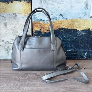 Elegant Charcoal Leather Shoulder Bag